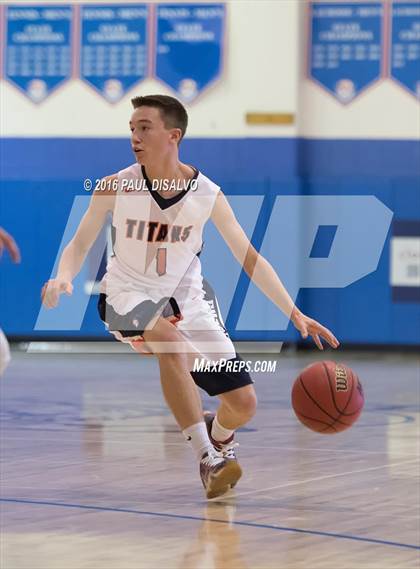 Thumbnail 1 in Legend vs. Pine Creek photogallery.