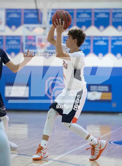 Thumbnail 2 in Legend vs. Pine Creek photogallery.