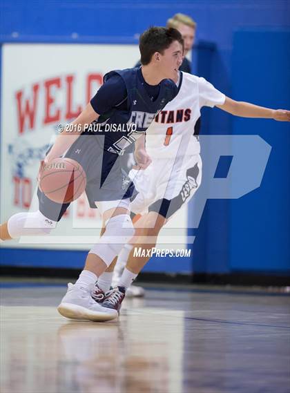 Thumbnail 2 in Legend vs. Pine Creek photogallery.