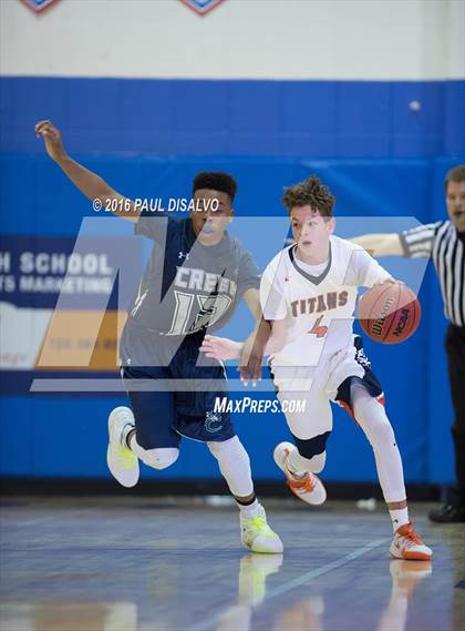 Thumbnail 3 in Legend vs. Pine Creek photogallery.