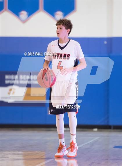 Thumbnail 2 in Legend vs. Pine Creek photogallery.