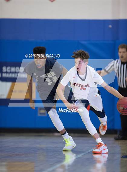 Thumbnail 3 in Legend vs. Pine Creek photogallery.