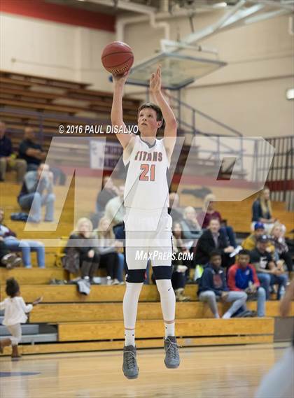 Thumbnail 3 in Legend vs. Pine Creek photogallery.