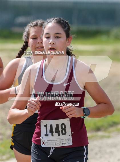 Thumbnail 1 in River Bluff Cross Country Meet photogallery.