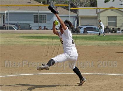 Thumbnail 2 in Kennedy @ San Fernando photogallery.
