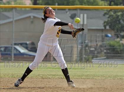 Thumbnail 2 in Kennedy @ San Fernando photogallery.