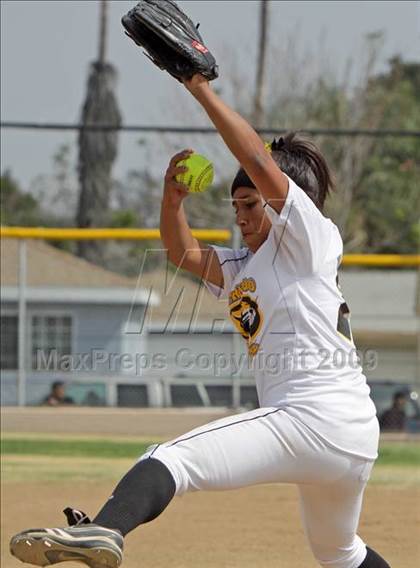 Thumbnail 2 in Kennedy @ San Fernando photogallery.