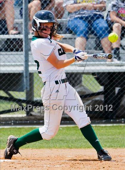 Thumbnail 3 in Clear Falls vs Bay City (UIL 4A Region 3 Bi-District Playoff) photogallery.
