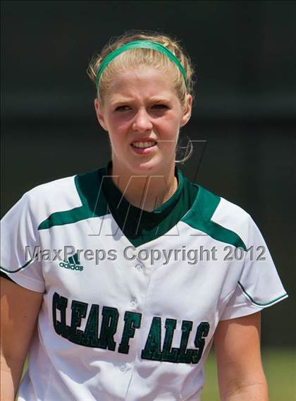Thumbnail 2 in Clear Falls vs Bay City (UIL 4A Region 3 Bi-District Playoff) photogallery.