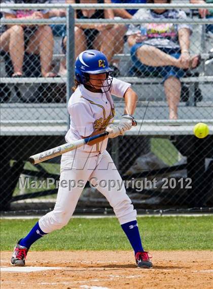 Thumbnail 1 in Clear Falls vs Bay City (UIL 4A Region 3 Bi-District Playoff) photogallery.