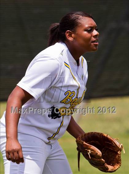 Thumbnail 1 in Clear Falls vs Bay City (UIL 4A Region 3 Bi-District Playoff) photogallery.