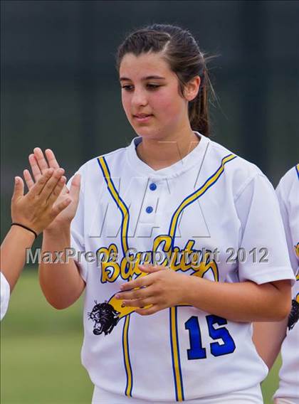 Thumbnail 2 in Clear Falls vs Bay City (UIL 4A Region 3 Bi-District Playoff) photogallery.