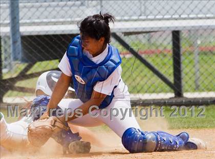Thumbnail 3 in Clear Falls vs Bay City (UIL 4A Region 3 Bi-District Playoff) photogallery.