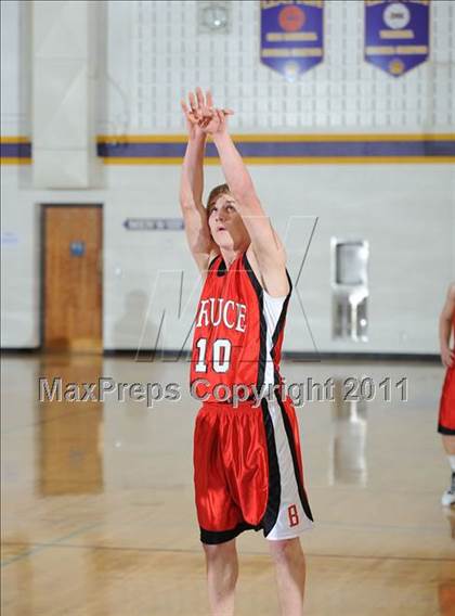Thumbnail 1 in Frederic vs Bruce (Clayton Holiday Tournament) photogallery.