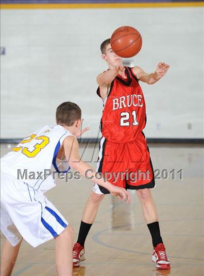 Thumbnail 2 in Frederic vs Bruce (Clayton Holiday Tournament) photogallery.