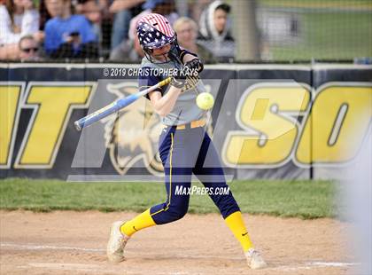 Thumbnail 1 in Herrin @ Marion photogallery.