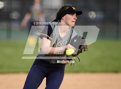 Thumbnail 2 in Herrin @ Marion photogallery.