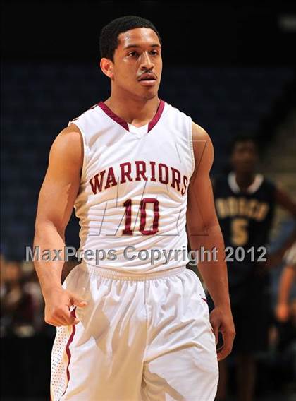 Thumbnail 2 in Alemany vs. St. John Bosco (CIF D3 SoCal Regional Final) photogallery.