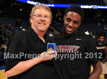 Thumbnail 2 in Alemany vs. St. John Bosco (CIF D3 SoCal Regional Final) photogallery.