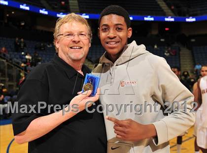Thumbnail 3 in Alemany vs. St. John Bosco (CIF D3 SoCal Regional Final) photogallery.