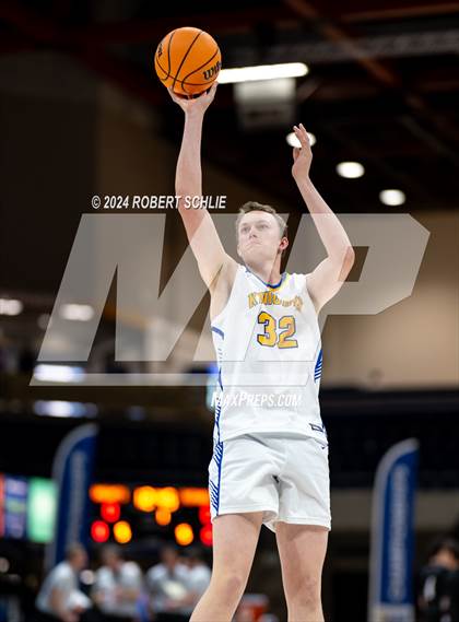 Thumbnail 2 in Ripon Christian vs. Futures (CIF SJS D5 Final) photogallery.