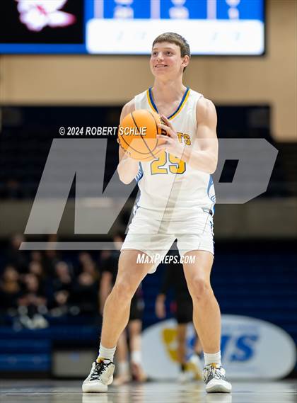 Thumbnail 2 in Ripon Christian vs. Futures (CIF SJS D5 Final) photogallery.