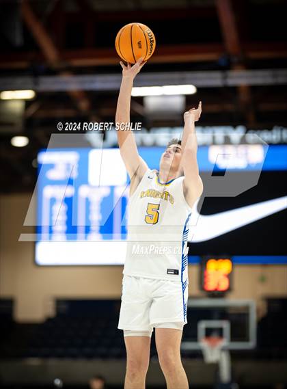 Thumbnail 3 in Ripon Christian vs. Futures (CIF SJS D5 Final) photogallery.
