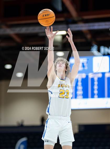 Thumbnail 2 in Ripon Christian vs. Futures (CIF SJS D5 Final) photogallery.