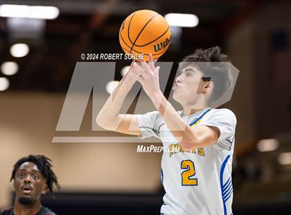 Thumbnail 3 in Ripon Christian vs. Futures (CIF SJS D5 Final) photogallery.