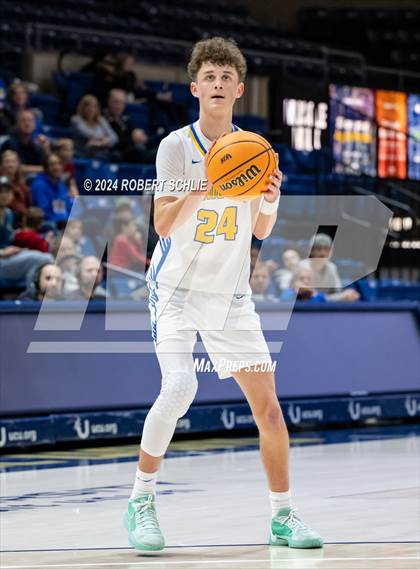 Thumbnail 3 in Ripon Christian vs. Futures (CIF SJS D5 Final) photogallery.