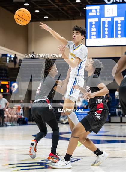 Thumbnail 1 in Ripon Christian vs. Futures (CIF SJS D5 Final) photogallery.