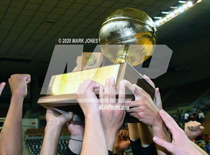 Thumbnail 3 in Salpointe Catholic vs. Peoria (AIA 4A Final Awards) photogallery.