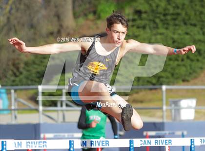 Thumbnail 1 in Title IX Invitational (Running Events) photogallery.