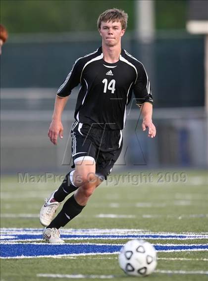 Thumbnail 1 in Roswell vs South Forsyth (5A Playoff - Round 2) photogallery.
