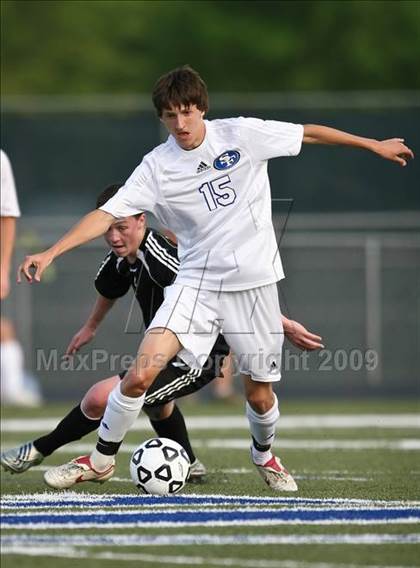 Thumbnail 3 in Roswell vs South Forsyth (5A Playoff - Round 2) photogallery.