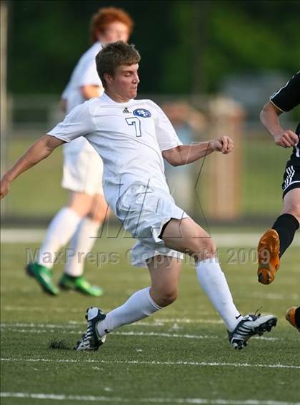 Thumbnail 3 in Roswell vs South Forsyth (5A Playoff - Round 2) photogallery.