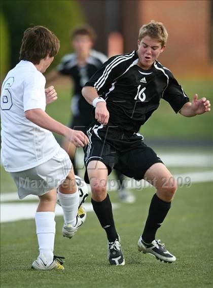 Thumbnail 3 in Roswell vs South Forsyth (5A Playoff - Round 2) photogallery.