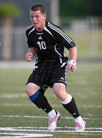 Thumbnail 1 in Roswell vs South Forsyth (5A Playoff - Round 2) photogallery.
