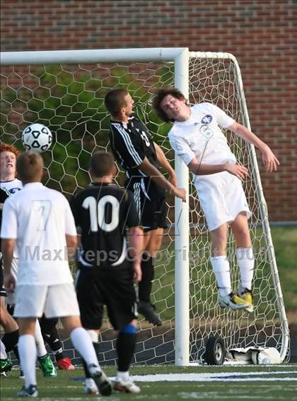 Thumbnail 1 in Roswell vs South Forsyth (5A Playoff - Round 2) photogallery.