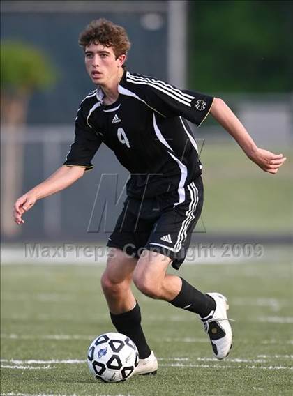 Thumbnail 2 in Roswell vs South Forsyth (5A Playoff - Round 2) photogallery.
