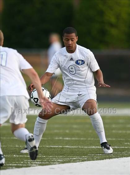 Thumbnail 1 in Roswell vs South Forsyth (5A Playoff - Round 2) photogallery.