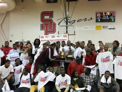 Thumbnail 2 in South Panola TOC Ceremony photogallery.