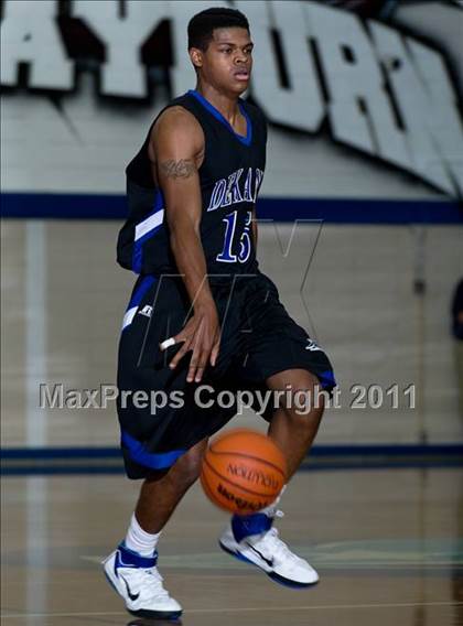 Thumbnail 1 in Humble vs. Dekaney (McDonald's Texas Invitational) photogallery.