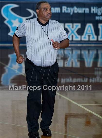 Thumbnail 1 in Humble vs. Dekaney (McDonald's Texas Invitational) photogallery.
