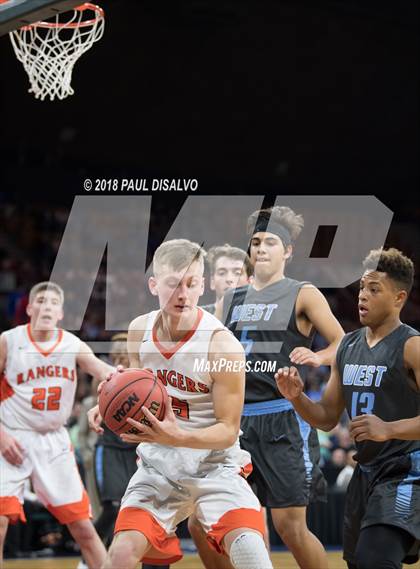 Thumbnail 3 in Pueblo West vs. Lewis-Palmer (CHSAA 4A Final Four) photogallery.