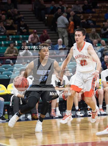 Thumbnail 1 in Pueblo West vs. Lewis-Palmer (CHSAA 4A Final Four) photogallery.
