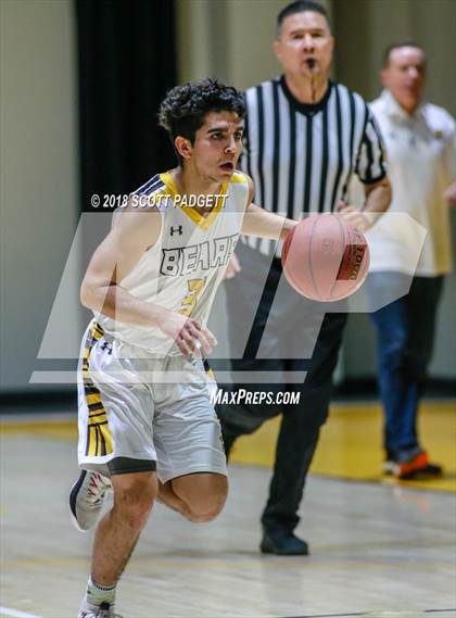 Thumbnail 2 in Saddleback Valley Christian vs. Temecula Valley (Rancho Christian Basketball Showcase) photogallery.