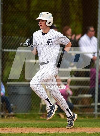 Thumbnail 3 in Windsor @ East Catholic photogallery.