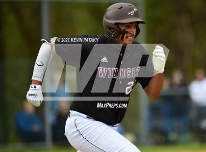 Thumbnail 2 in Windsor @ East Catholic photogallery.