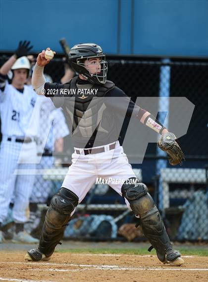 Thumbnail 3 in Windsor @ East Catholic photogallery.